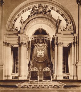 Throne im Ballsaal des Buckingham Palace, 1935 von Unbekannt
