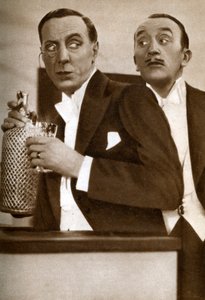 Tom Walls und Ralph Lynn, englische Schauspieler, 1933 von Unbekannt