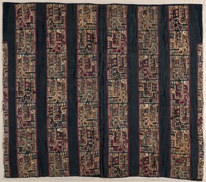 Tunikenfragmente mit Vogelköpfigem Wesen, 600-1000