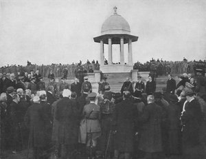 Enthüllung des Chattri durch S.K.H. den Prinzen von Wales, 1. Februar 1921, 1939