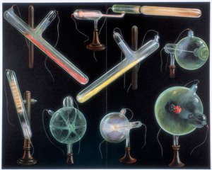 Verschiedene Substanzen fluoreszieren in Vakuumröhren unterschiedlicher Formen, 1903 von Unbekannt