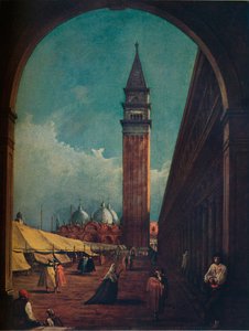 Venedig: Ein Jahrmarkt auf der Piazza San Marco durch einen Torbogen am Südwestende gesehen, ca. 1863 von Unbekannt