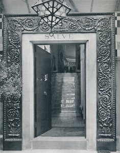 Blick in Sir L. Alma-Tademas Studio durch die Eingangstür, späte 19. Jahrhundert von Unbekannt