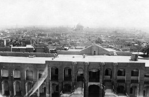 Blick auf Bagdad von einem Blockturm, 31. britisches Feldlazarett, Mesopotamien, Erster Weltkrieg von Unbekannt