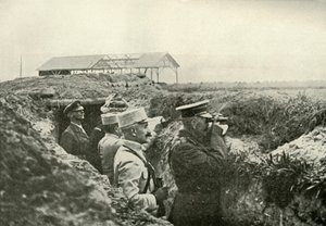 Beobachtung der Schlacht in Frankreich, ca. 1915, 1919 von Unbekannt