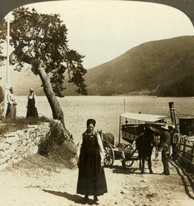 Wenn der Dampfer am Pier von Tinoset anlegt - Blick über den Tinsjo zu den Hügeln, Norwegen, um 1905 von Unbekannt