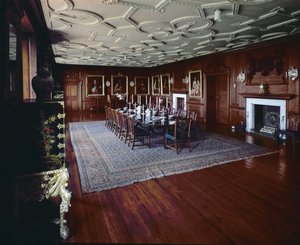 Drumlanrig Castle: Speisesaal mit einem Porträt von William, 1. Herzog von Queensberry