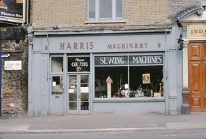 Harris Nähmaschinen, 1967 von Unbekannt Unbekannt
