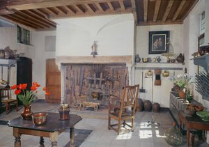 Ansicht der Küche im Haus der Äbtissin von Unbekannt Unbekannt