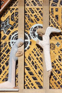Verkündigungsskulptur in der Kirche Notre-Dame de Consolation, entworfen von Raymond Vaillant, Hyères, Frankreich von Unbekannt