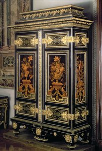 Armoire mit Marketerie-Dekoration, von Andre Charles Boulle, Paris, spätes 17. Jahrhundert