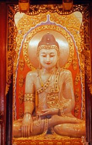 Große Buddha-Statue im Jade-Buddha-Kloster in Shanghai, China, 1960er Jahre von Unbekannter Künstler