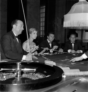 Casino von Venedig, der Roulettetisch, Lido di Venezia - 1960er Jahre von Unbekannt