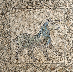 Vierte Kreuzzug, Fragmente von Mosaikböden mit Einhorn