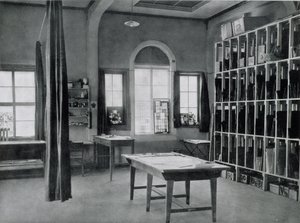 Glasmalerei-Studio, aus den Werkstätten des Bauhauses, Weimar von Unbekannt