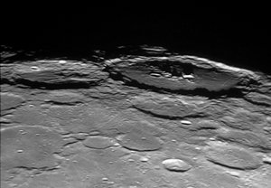 Humboldt- und Hecataeus-Krater