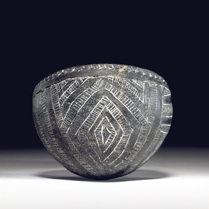 Eingravierte Schale, Kerma C-Gruppe, ca. 2050-1850 v. Chr.