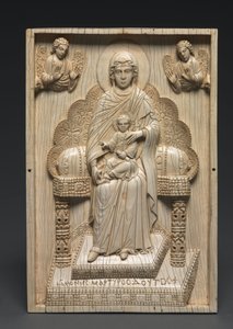 Elfenbeinplakette mit thronender Muttergottes von Unbekannt