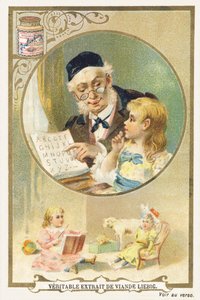 Lesen mit Großvater. Chromolithographische Werbung, die in einem kreisförmigen Rahmen eine ältere Person und ein kleines Kind an seiner Seite darstellt. Unten im Bild ein sitzendes Mädchen, umgeben von Spielzeug. Herausgegeben von Compagnie Liebig, Paris, 