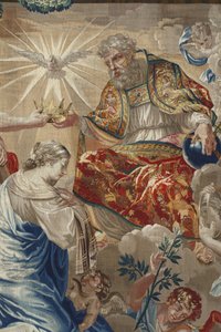 Leben der Jungfrau: „Krönung der Jungfrau“ Detail, das Gott und die Taube des Heiligen Geistes über der Jungfrau darstellt - Woll- und Seidentapisserie aus der Werkstatt von Pierre Damour nach Zeichnungen von Charles Poerson (1609-1667)
