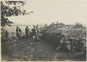 Maschinengewehrschützen bei Manövern, ca. 1911