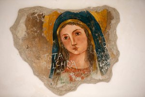 Montevergine-Heiligtum, Palmariggi, Italien, "Ganz schöne" Jungfrau Maria Fresko (Foto) von Unbekannt