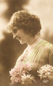 Alte Postkarte Frau Belle Epoque von William M. Timlin