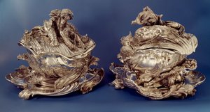 Paar Suppenterrinen für die Herzogin von Kingston von Juste Aurele Meissonier