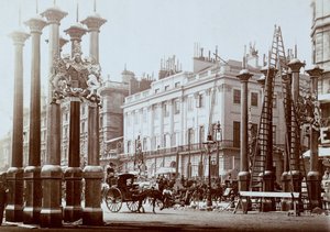 Park Lane wird für das Diamantjubiläum von Königin Victoria geschmückt