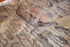 Patriarchalbasilika von Aquileia. Mosaikboden mit christlicher Symbolik, 4. Jahrhundert. Italien.
