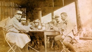 Fotografie aus einem persönlichen Album eines Infanterieleutnants während der ersten Monate des Ersten Weltkriegs