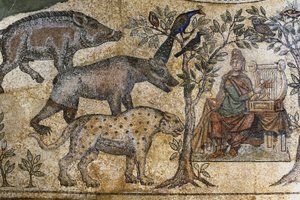 Picardie 073 - Laon - Haus der Vereinigungen - Römisches Mosaik von Blanzy - „Orpheus bezaubert die Tiere“ von Unbekannt