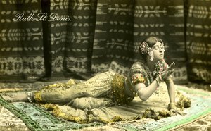Postkarte mit Ruth Saint Denis von Unbekannt