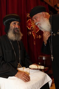 Priester in der koptischen Kirche von Abbassiya, Kairo von Unbekannt
