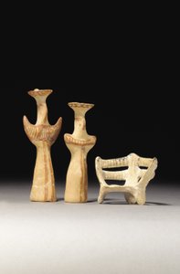Psi-Typ weibliches Idol, Tau-Typ weibliches Idol und Modell eines Throns, 1400-1200 v. Chr. von Unbekannt