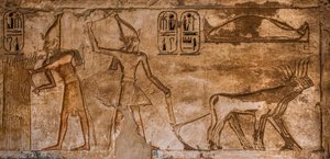 Relief mit Feuerszenen an der Nordostwand von Raum 26, Medinet Habu, Totentempel von Ramses III, Luxor, Theben-West, Ägypten, Afrika (Foto) von Unbekannter Künstler