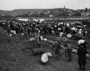 Zweiter Weltkrieg (1939-1945): Wertheim (Deutschland) um den 29. März von Unbekannt