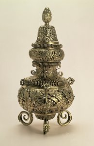 Vergoldetes Silber-Räuchergefäß mit Piqué-Arbeit, von Meister I.B., London