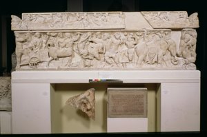 Der Pashley-Sarkophag, Fries zeigt die triumphale Rückkehr des Dionysos aus dem Osten, römisch, aus Arvi auf Kreta, um 125-150 n. Chr.