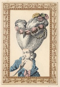 Frau mit hochgestecktem Haar über einem Pouf (Stütze) und dekoriert mit Blumen, Perlen und einem Band, genannt der Floh. Der Pouf hat die Chia