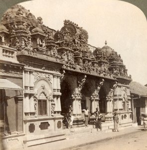 Fein geschnitzte Verzierungen eines Hindu-Buddhistischen Tempels, Colombo, Ceylon, 1902 von Underwood and Underwood