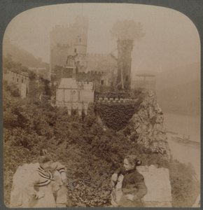 Der Rheinstein, malerischstes der rheinischen Schlösser - N. von S. Mauer des Bollwerks, Deutschland