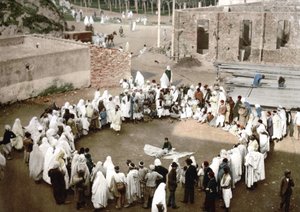 Arabische Jongleure in Algier. Photochrom ca. 1895. von Unknown artist