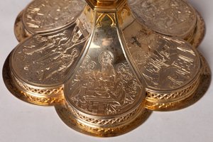 Kelch. Goldschmiedearbeit, Schmuck von Unknown artist