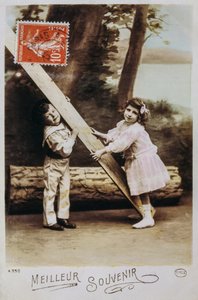 Französische Postkarte mit spielendem Jungen und Mädchen im Jahr 1990 (Foto)