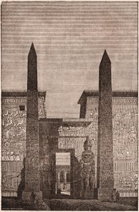 Vorderansicht einer Rekonstruktion der Luxor-Obelisken in Ägypten