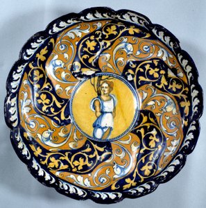 Godronierte Fayence-Schale mit Engelchen-Dekor. 16. Jahrhundert