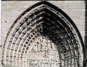 Gotische Kunst: Detail des zentralen Portals der Kathedrale Notre Dame de Paris von Unknown artist