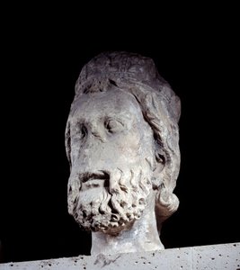 Kopf des Königs von Juda von der Kathedrale Notre Dame de Paris. Um 1220-1230 Paris, Nationalmuseum des Mittelalters, Thermes de Cluny