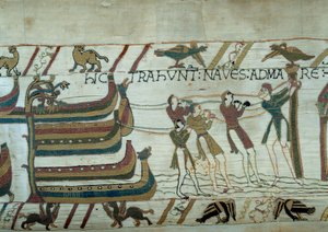Die Eroberung Englands durch die Armee des Herzogs der Normandie Wilhelm der Eroberer (1027-1087): kaum gebaute Schiffe werden zu Wasser gelassen (Detail des Teppichs von Bayeux oder Stickerei von Königin Mathilde)